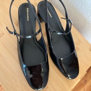 Reformation sling back shoes (like NEW)

Tony Bianca
